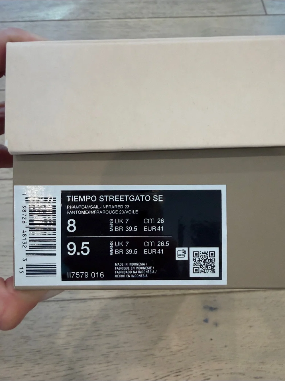 Men’s Nike Tiempo Streetgato SE sz 8